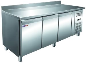 Стол холодильный среднетемпературный Cooleq GN3200TN с бортом